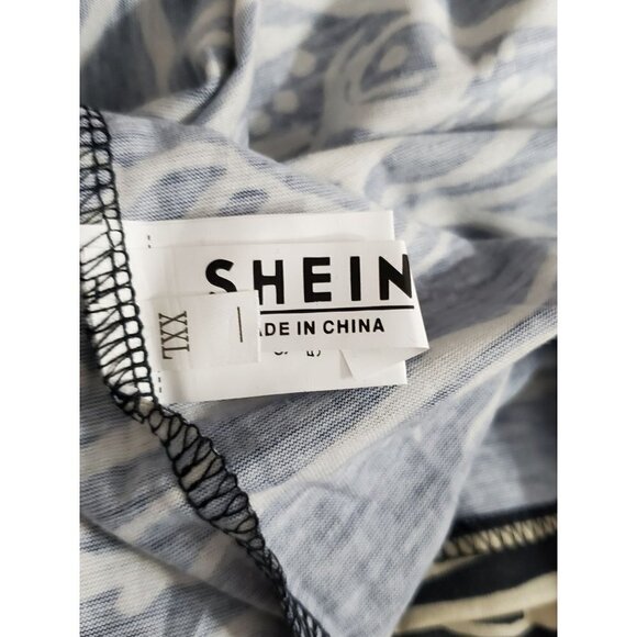 Shein XXL Koi Black Tee Shirt Orange Fish - Picture 3 of 5